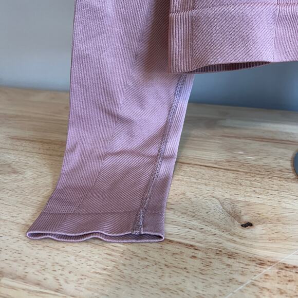 All in Motion Women's Tan Seamless Long Sleeve Crop Top - Size XXL - NWT - Picture 7 of 10